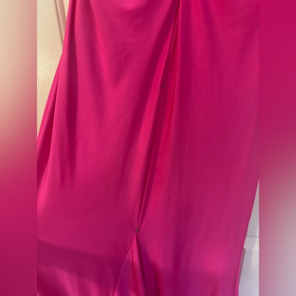 WORN ONCE SHERRI HILL BRIGHT PINK 54421 ONE SHOULDER LONG SLEEVE BEADED GOWN - Picture 13 of 16